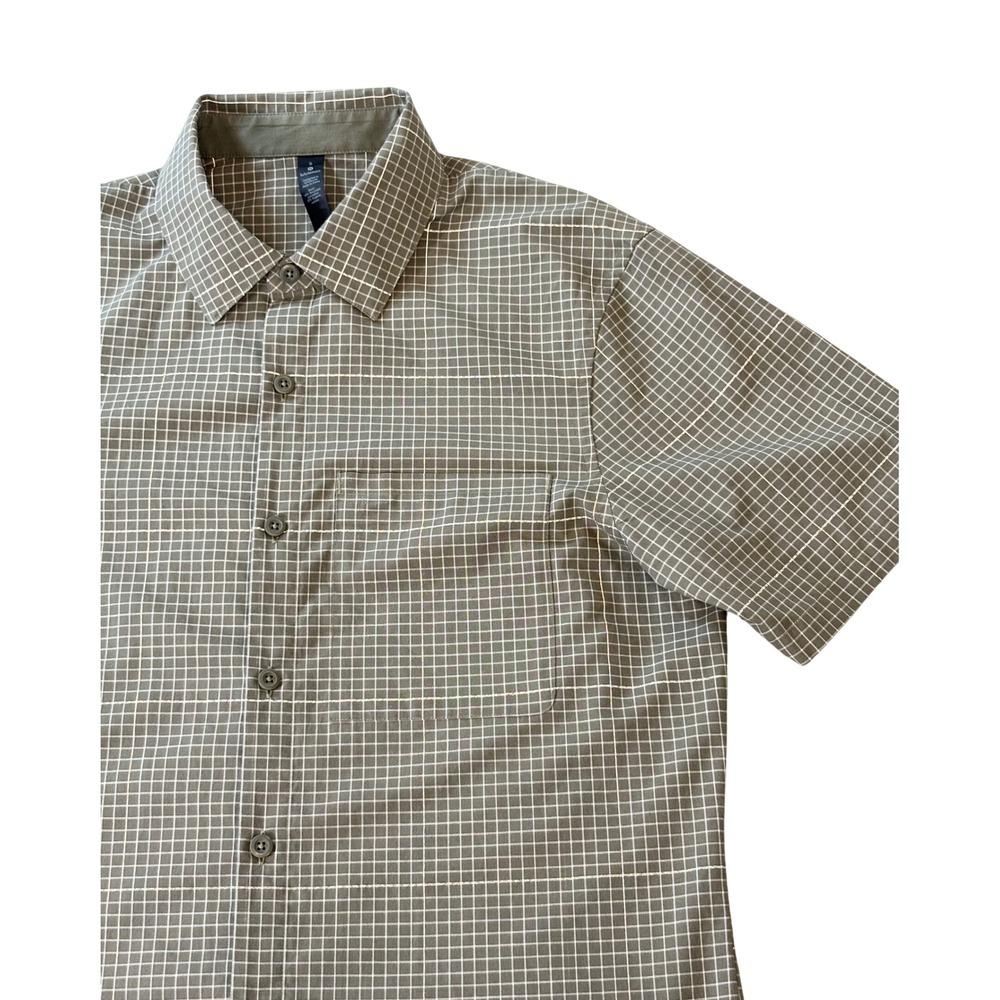 Lululemon grid light button up shirt men's small grey green plaid shirt sleeve
